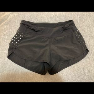 Lululemon speed up short 2.5”